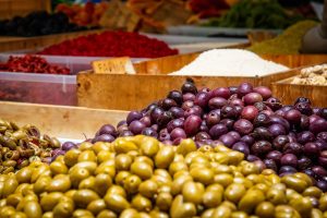 Où trouver produits locaux et responsables à Analakely