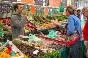 Vendre les surplus du potager au marché