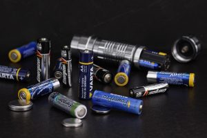 Comparer les batteries solaires pour une maison rurale