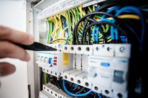 Vérifier la sécurité électrique d&rsquo;un logement