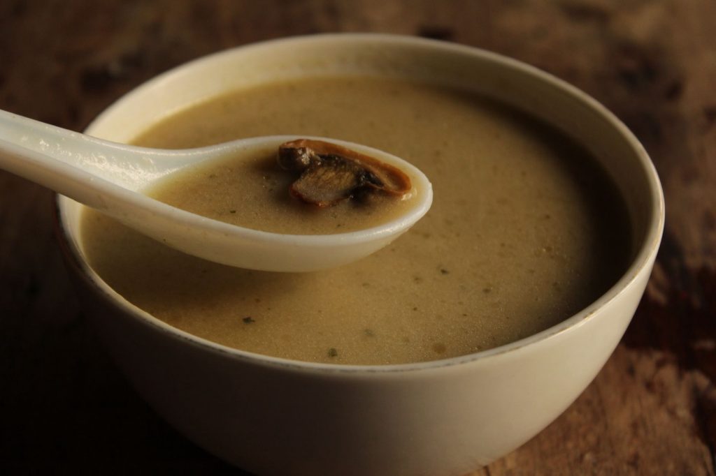 Boisson champignons adaptogènes : la préparer soi-même sans se tromper