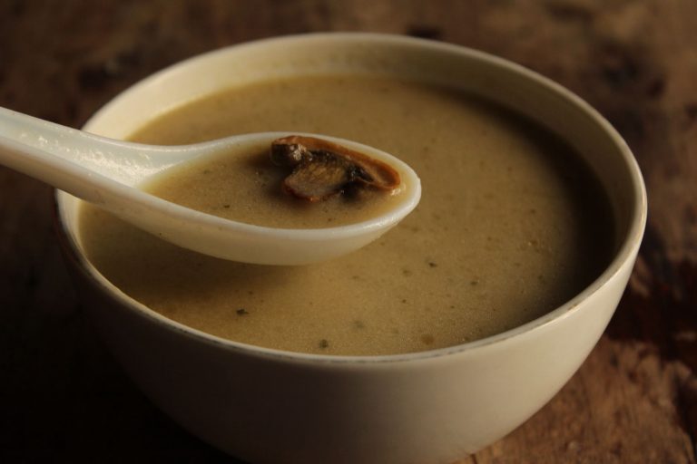 Boisson champignons adaptogènes : la préparer soi-même sans se tromper