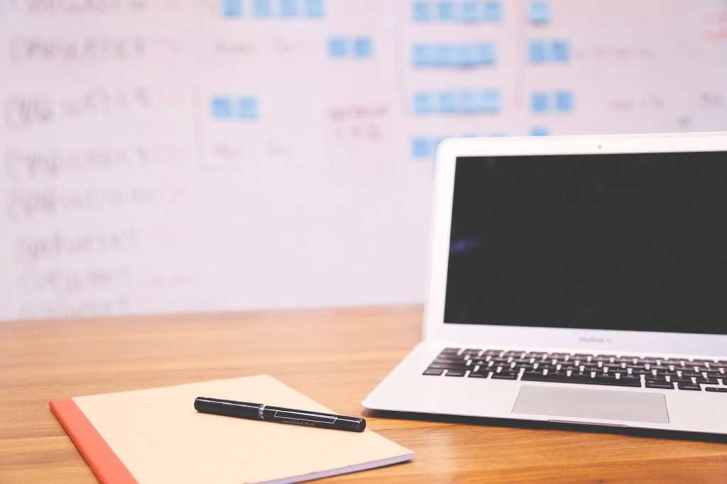 Business plan avec l’IA : méthode et points à vérifier