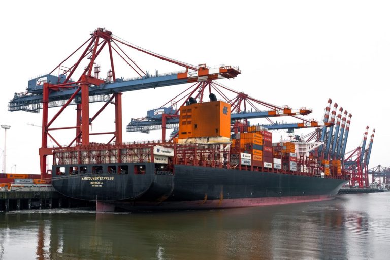 Import export Tunisie : les papiers à réunir avant d&rsquo;expédier
